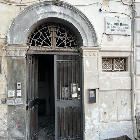 La Casa Della Nonna - Quartierispagnoli Nápoles Exterior foto